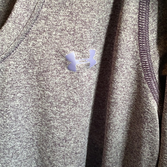 UNDER ARMOUR LONG SLEEVE - Picture 3 of 4